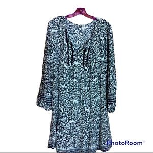 CUTE OLD NAVY DRESS